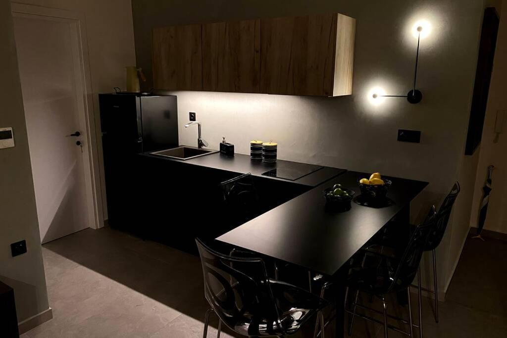 Vyron 1 Elegance Apartman Néa Mihanióna Kültér fotó