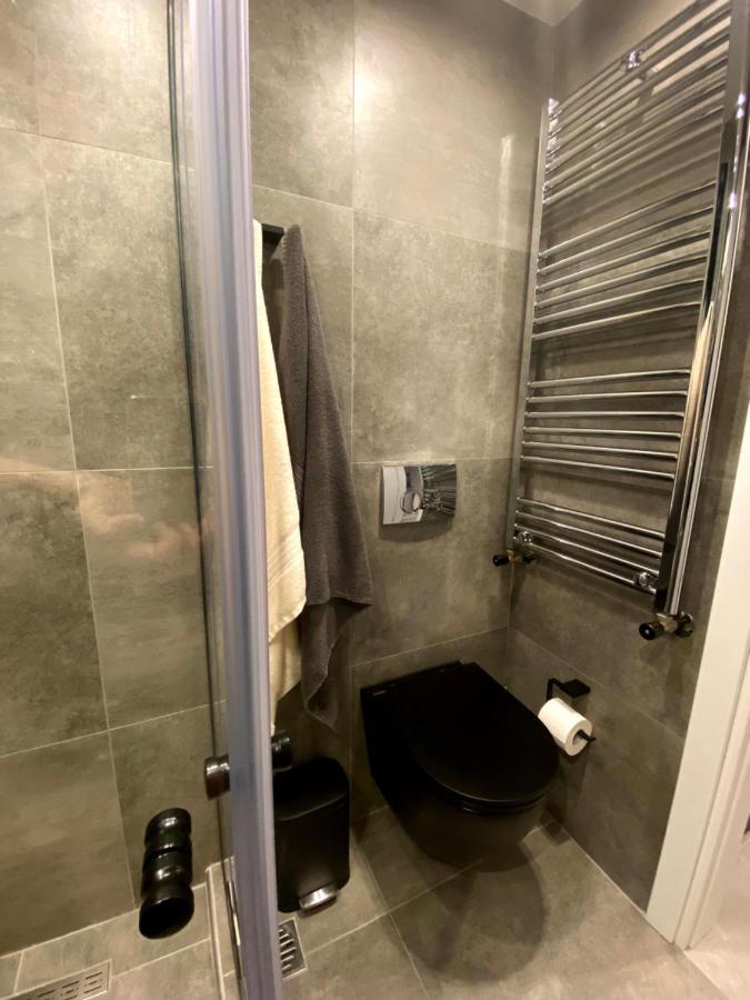 Vyron 1 Elegance Apartman Néa Mihanióna Kültér fotó