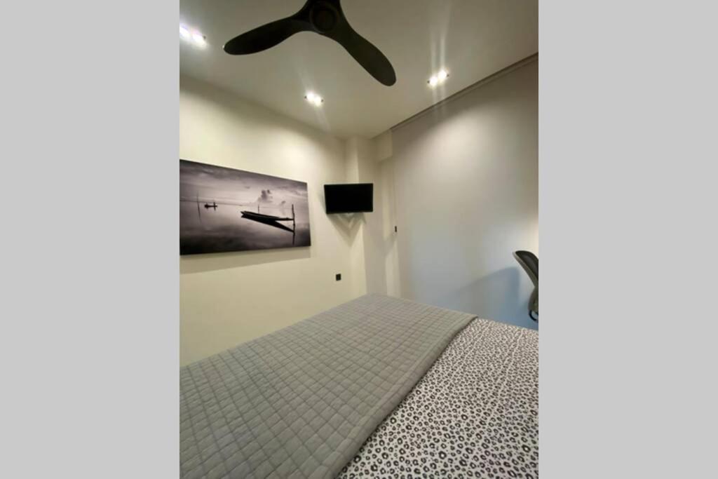 Vyron 1 Elegance Apartman Néa Mihanióna Kültér fotó