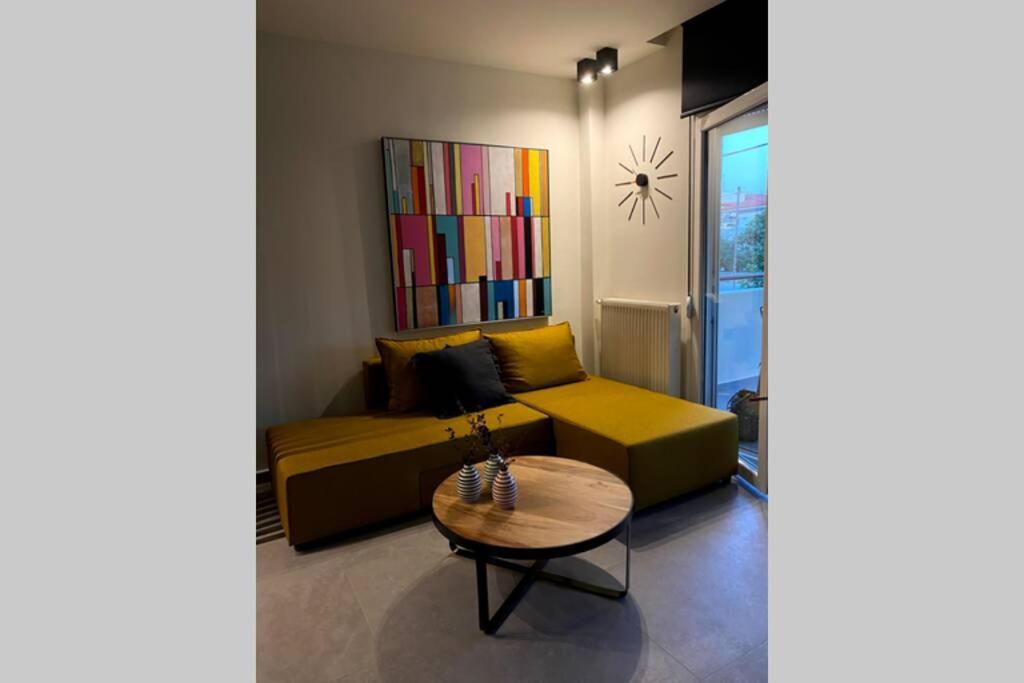 Vyron 1 Elegance Apartman Néa Mihanióna Kültér fotó