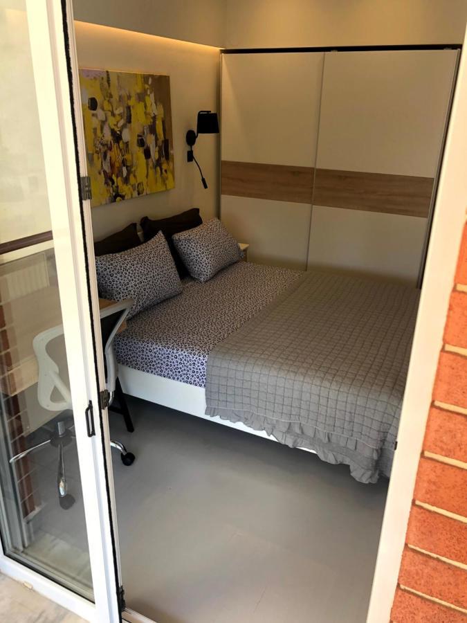Vyron 1 Elegance Apartman Néa Mihanióna Kültér fotó