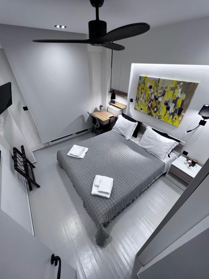 Vyron 1 Elegance Apartman Néa Mihanióna Kültér fotó